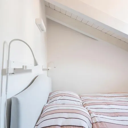 Alcova Apartment